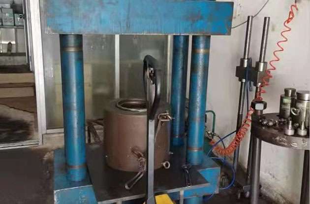 液壓千斤頂為什么要定期校準